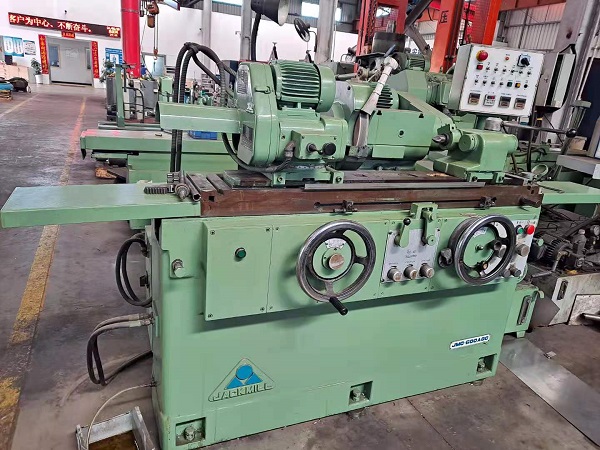 外圓磨床（?。?></div>
                    <!-- <div   id=